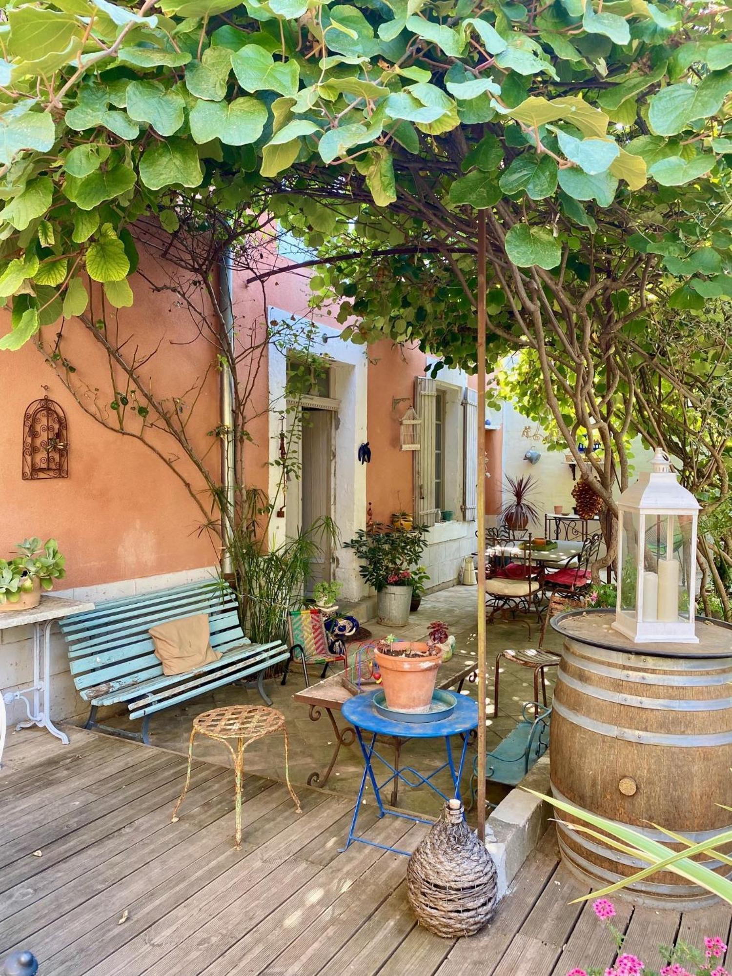 Chambre D Hote De Charme Ste Cecile Les Vignes 圣塞勒莱斯维 外观 照片